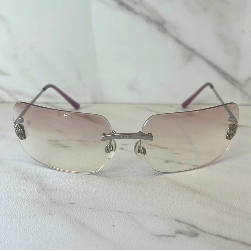 Chanel vtg rectangle flower y2k sunglasses
